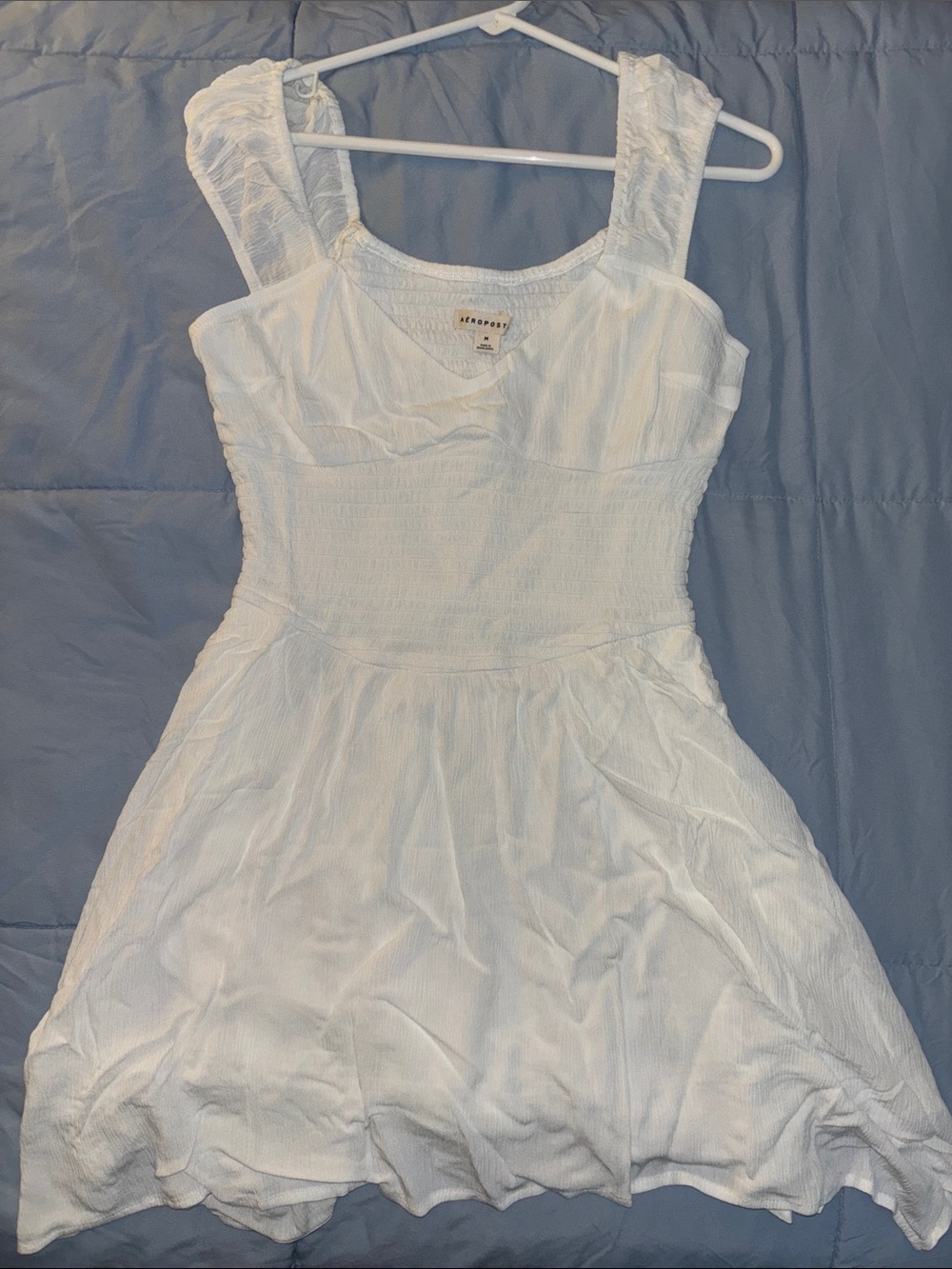 Aéropostale Solid V-Neck Handkerchief Hem Mini Dress Floral White w/ Pockets